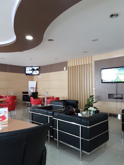 Photos of AUTO2000 SETIABUDI BANDUNG