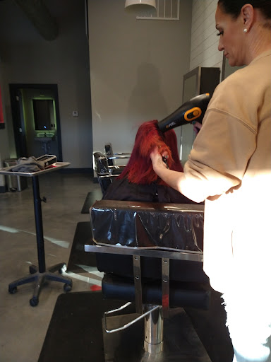 Etch Salon - Visual