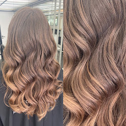 Photo n°16 de Stessie Reynaud coiffeur créateur à Chanas (Salon de coiffure)