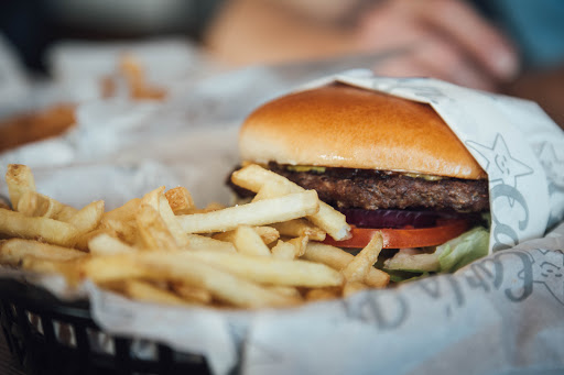 Photo 3 - Carl's Jr. Pertuis