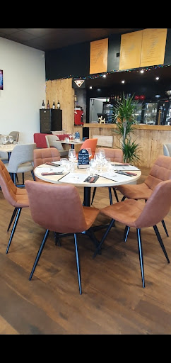 Photo 3 - Burgers & Co