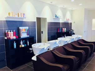 Photo n°5 de Yséal Salon & Coiffure (Sens) à Sens (Salon de coiffure)