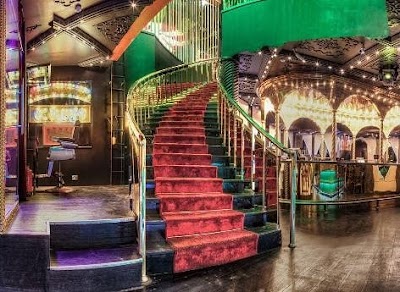 Photos of Cirque Le Soir