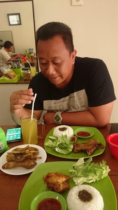 Photos of Bebek Palupi