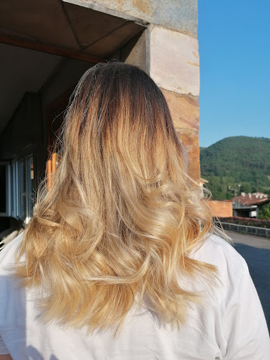 Peluquería Mari Cris - Thumbnail