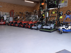 Photo n°24 de ml motoculture à Bessenay (Magasin de matériel de motoculture)