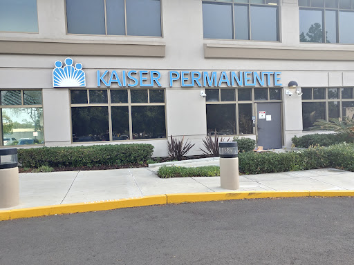 Kaiser Permanente Ventura 888 South Hill Road Medical Offices - Thumbnail