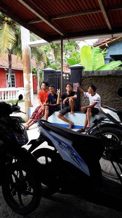 Photos of Depot Kurnia Tirta