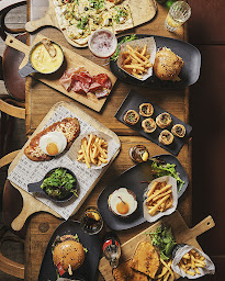 Photo n°25 de Au Bureau - Pub et Brasserie à Les Clayes-sous-Bois (Bar sportif)