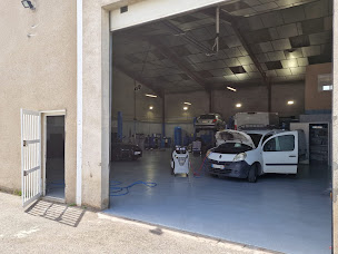 Photo n°1 de L' Union Repair & Services à L'Union (Agence de location de voitures)