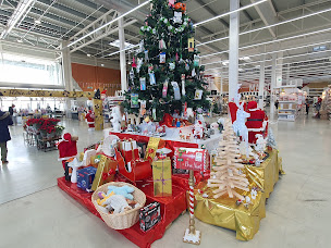 Photo n°5 de E.Leclerc Brico à Ibos (Menuisier)