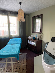 Photo n°12 de M&Vous esthétique et coiffure à Saint-Laurent-de-la-Salanque (Institut de beauté)