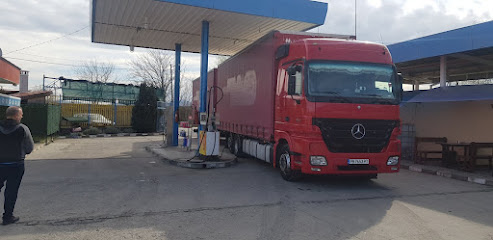 Автомивка Пегас 98 | Бензиностанция | Комплексно почистване | Интериорно почистване | Вътрешно и външно почистване