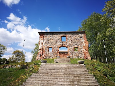 Photos of Kalnujų church residues