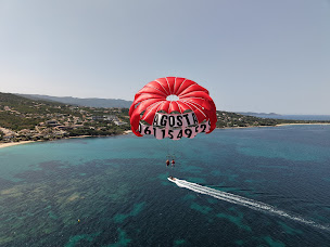 Photo n°11 de Agosta Fun Beach Parachute Ascensionnel Porticcio Agosta Plage- location de jet ski Porticcio Agosta Plage Bouée tractée à Albitreccia (Centre de loisirs)