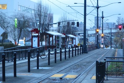 Overlook Park MAX Station