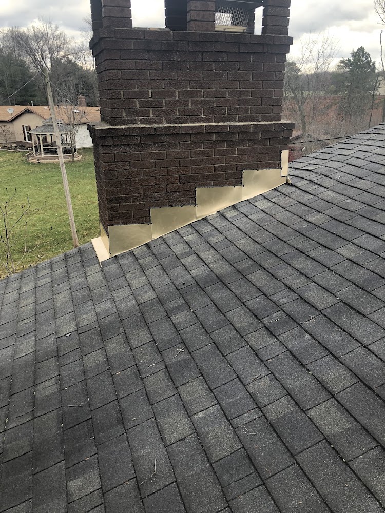 Scottys Roofing & Repair LLC in Barberton
