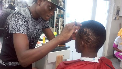 Photos of ZEENAT BEAUTY SOLUTIONS & HAIR WORKS
