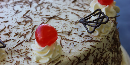 Eiffel Tower Pastry Shop & Catering Gallery - Canada