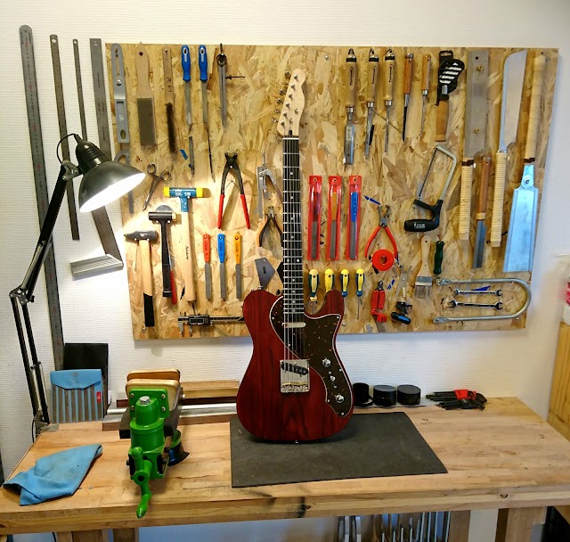 L'Atelier des Cordes Pincées