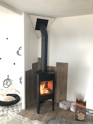 Photo n°19 de JOTUL Saint Clair Annonay : Poêles et cheminées Scandinaves à Saint-Clair (Fournisseur d'équipements de chauffage)
