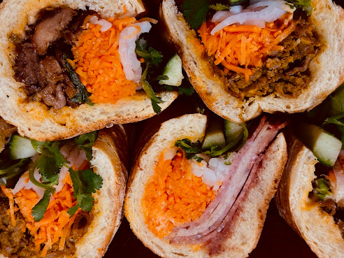 Xe May Sandwich Shop by null