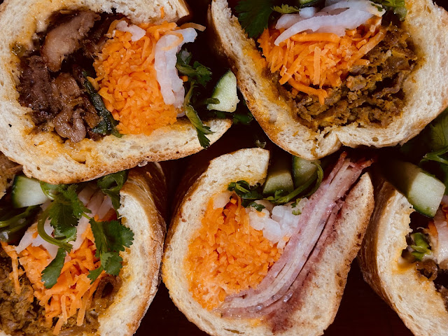 Xe May Sandwich Shop by null