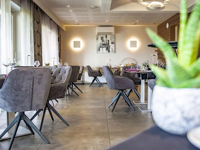 Logis Hôtel Relais de l'Abbaye by null