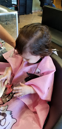 Hairspray Styling Studio - Thumbnail