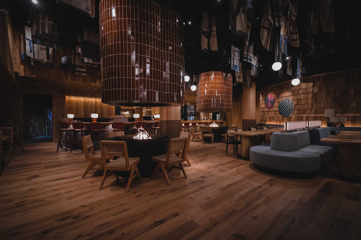 Hello Sunshine Sushi & Karaoke by null