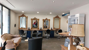 Photo n°1 de Laure Coiffure à Gouesnou (Salon de coiffure)