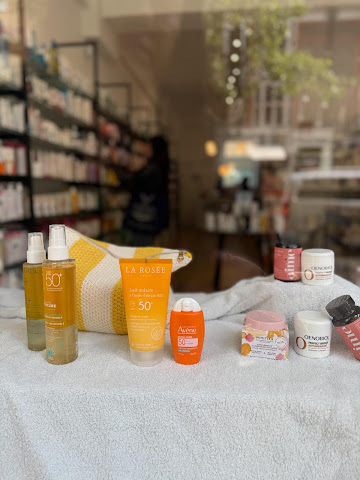 The French Pharmacy by null