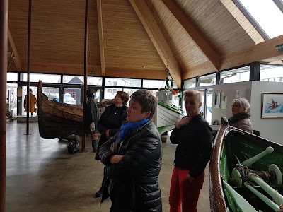 Photos of H&uacute;sav&iacute;k Museum