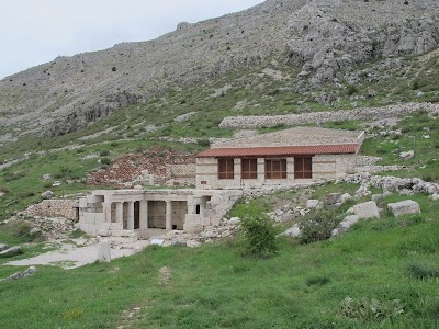 Sagalassos Fountain House and Neon Library