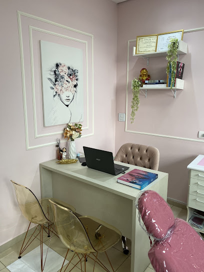 Dentista Maringá, Harmonização Facial, Dra. Flávia Baliscki