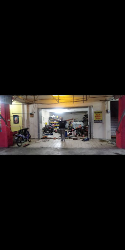 lan pomen kampong garage