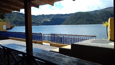 Photos of Hoster&iacute;a Laguna Cuicocha