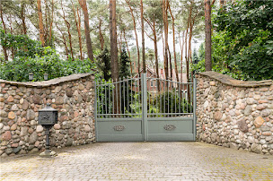 Photo n°7 de AQUITAINE FERMETURES PORTAILS - Dépannage Portail - Léognan - Bordeaux à Léognan (Fournisseur de systèmes de sécurité)