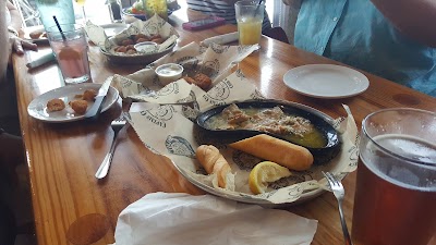 Photos of Captain Curt's Crab & Oyster Bar