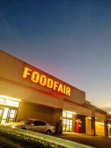 Pennington's Food Fair - Thumbnail