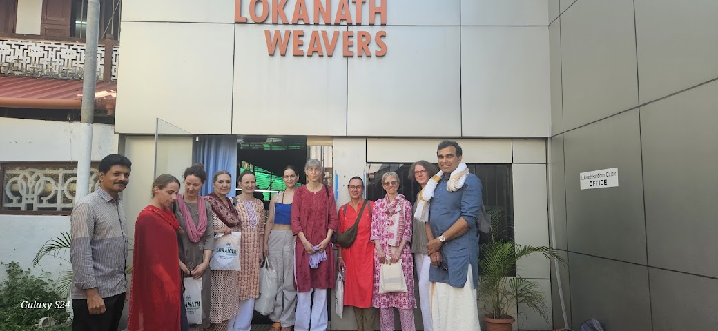 Lokanath Weavers Ind. Co Operative SocietyLtd., Kannur by null