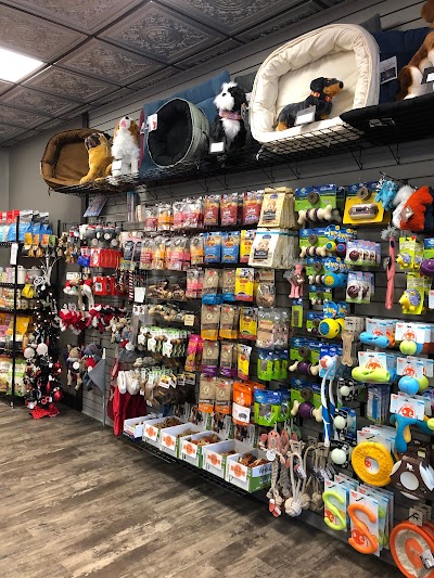 EarthWise Pet Supply & Grooming Pella