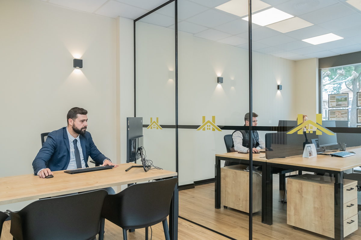 Inmobiliaria Hogares en Sevilla la Nueva