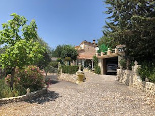 Photo n°2 de En dessous du clocher à Estoublon (Agence de location de chalets)