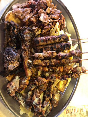 PIROUNOPENIES - Εστιατόριο