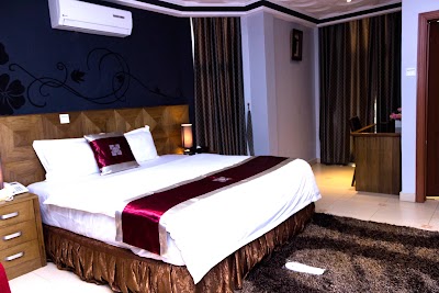 Photos of Airport West Hotel