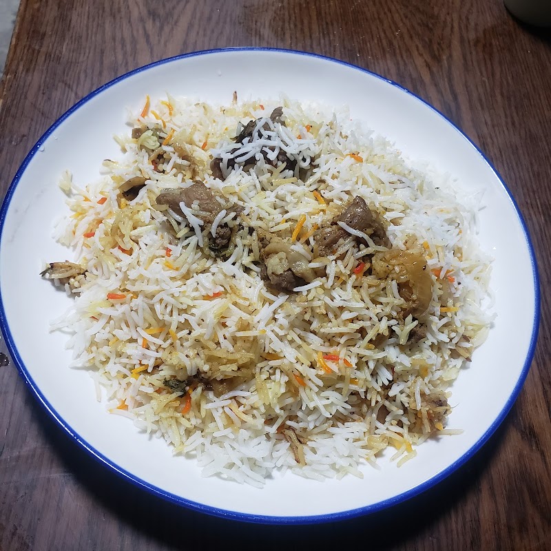 CURRY & NAAN YOUSAF ZAI