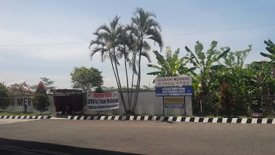 Photos of Pertamina gas station 44.562.06
