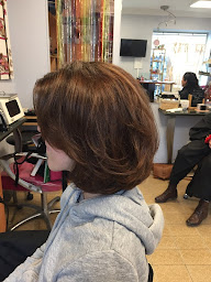 Photo n°11 de COIFFURE VALERIE à Pibrac (Salon de coiffure)