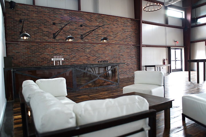 Fat Bottom Brewing Co. by null